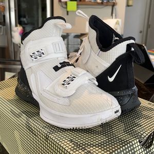 Nike Lebron Soldier XIII Sneakers (boys size 5)